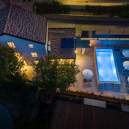 מאלי לוסיניי Casa Allegra מראה חיצוני תמונה