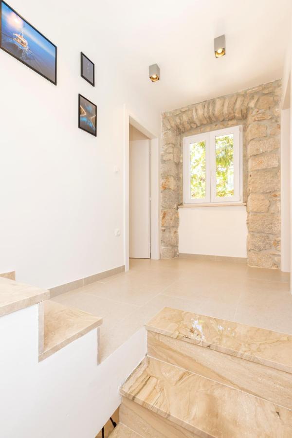 מאלי לוסיניי Casa Allegra מראה חיצוני תמונה