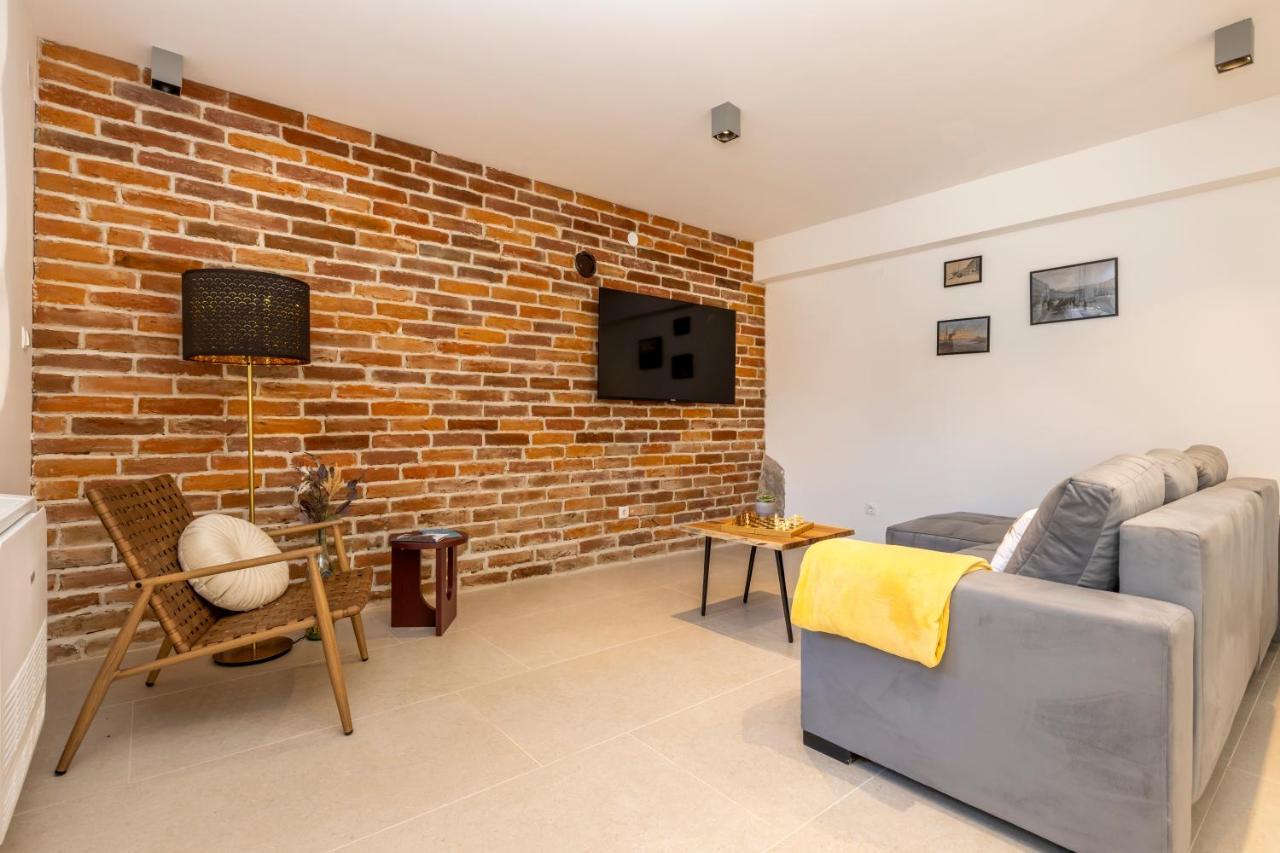 מאלי לוסיניי Casa Allegra מראה חיצוני תמונה